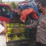Sapa Warga Bhabinkamtibmas Mangkalaya Polsek Gunungguruh Beri Himbauan Prokes