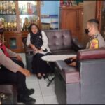 KANIT SAMAPTA POLSEK GUNUNGGURUH PATROLI DIALOGIS DI SDN 1 BABAKAN SAMPAIKAN PESAN KAMTIBMAS