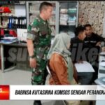 Perkuat Hubungan Komunikasi Sosial, Babinsa Kutasirna Silaturahmi Kepada Perangkat Desa