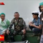 Komsos dengan Warga Babinsa Cibentang Sampaikan Kamtibmas dan Jangan Mudah Terprovokasi Komsos dengan Warga Babinsa Cibentang Sampaikan Kamtibmas dan Jangan Mudah Terprovokasi