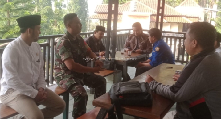CIPTAKAN DESA AMAN, BABINSA SUKAMANIS ERATKAN SILATURAHMI BERSAMA TOGA DAN TOMAS DI DESA BINAAN