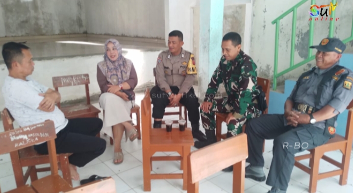 Pererat Hubungan TNI Dengan Masyarakat, Babinsa Kadudampit Komsos Bersama Tomas