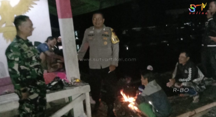 Ciptakan Wilayah Tetap Aman, Babinsa Gunungjaya Aktif Laksanakan Patroli Malam