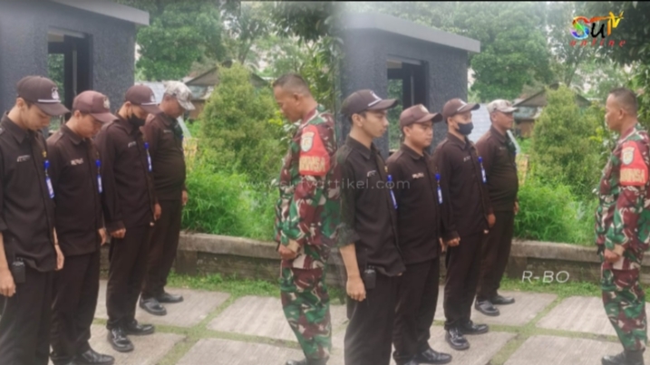 Babinsa Kel Cisarua Laksanakan Bintahwil Kepada Security Bale Jayaniti Kota Sukabumi