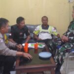 Komsos Bersama Karang Taruna, Babinsa Desa Kebon manggu Sosialisasikan Keamanan
