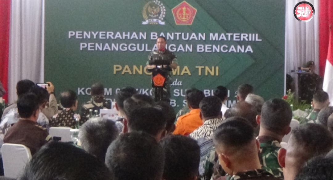 Panglima TNI Memberikan Bantuan Kendaraan Dan Perahu Viber ke Kodim 0607/ Kota Sukabumi dan Kodim 0622/ Kab. Sukabumi