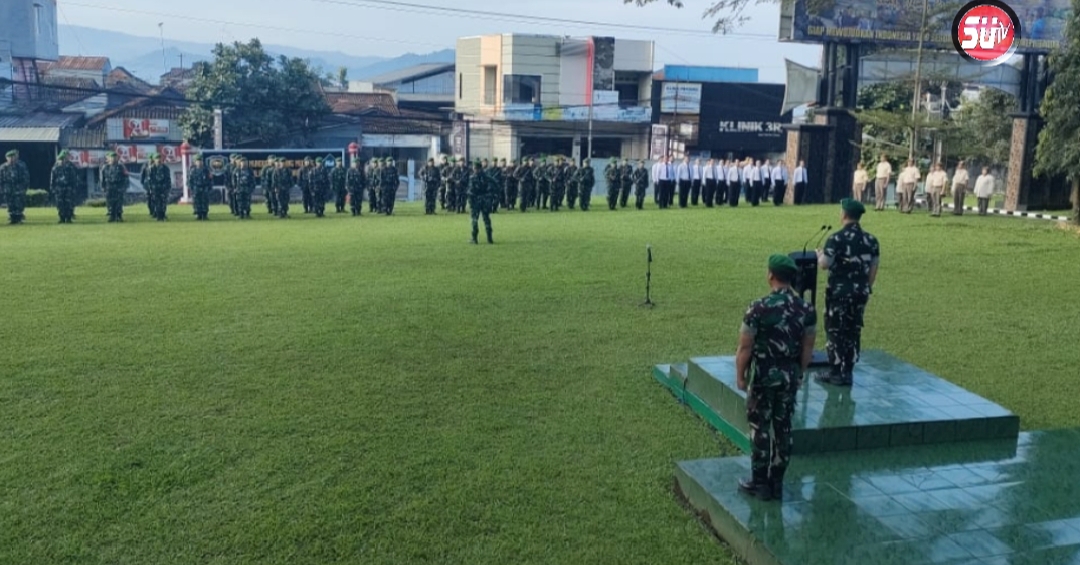 Anggota Koramil 04/KSU Ikuti Kegiatan Upacara Apel Awal Bulan Maret di Makodim 0607/Kota Sukabumi