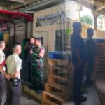 Jelang Idul Fitri, Babinsa Kelurahan Gunung Parang, Imbau Security Toserba Yogya Tingkatkan Penjagaan