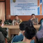 Babinsa Desa Sukasari Koramil 09/Cisaat, Monitoring Pembagian Insentif RT RW dan Linmas
