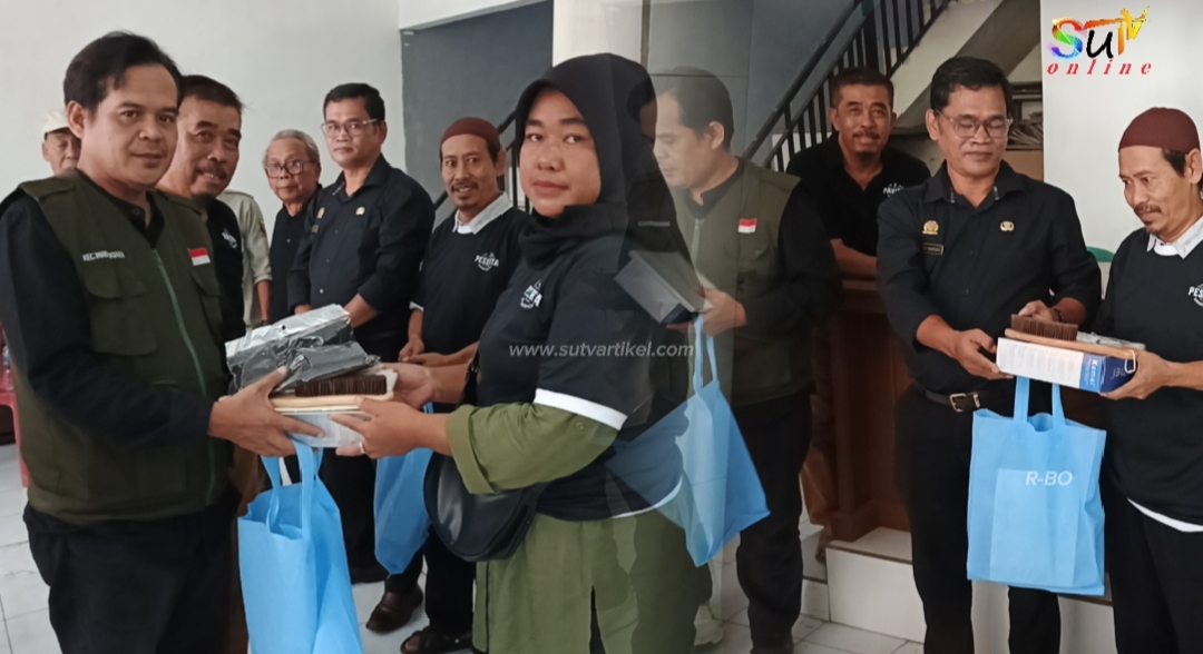 Kembangkan Bakat Masyarakat Desa Pemdes Bojongkerta Bersama HIPKI, Gelar Pelatihan Barbershop