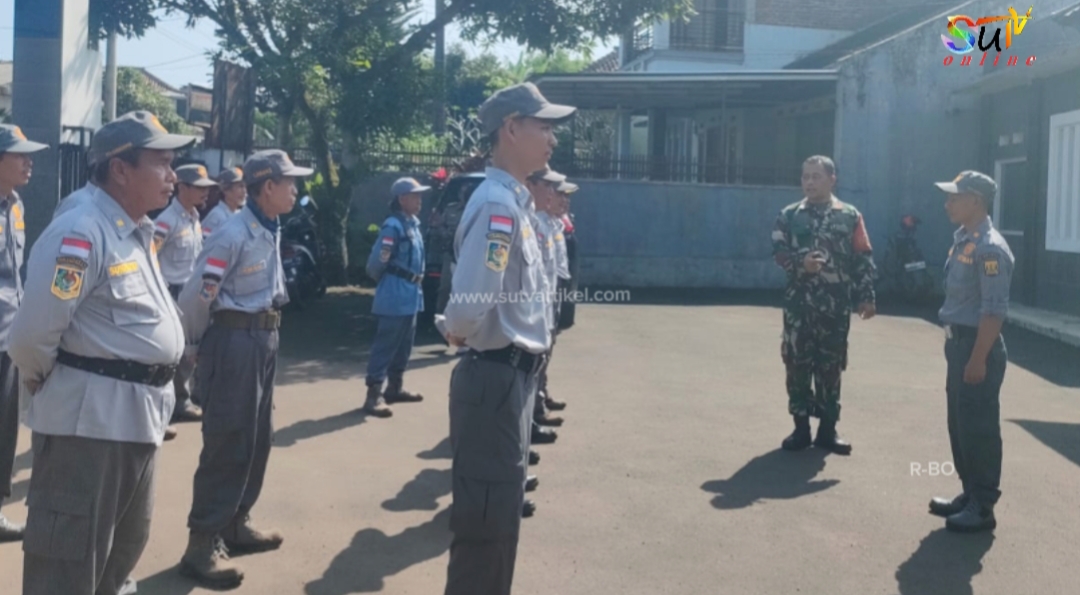 Danposramil Gunungguruh Melaksanakan Bintahwil Kepada Anggota Linmas