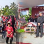 Babinsa Desa Sukasari Koramil 09/Cisaat Ikut Jalan Sehat Bersama Warga Dalam Rangka Meriahkan HUT RI Ke 80