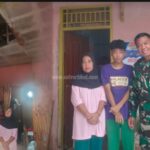 Babinsa Desa Cisaat, Kunjungi dan Komsos di Rumah Pensiunan TNI AD yang Rentan Roboh