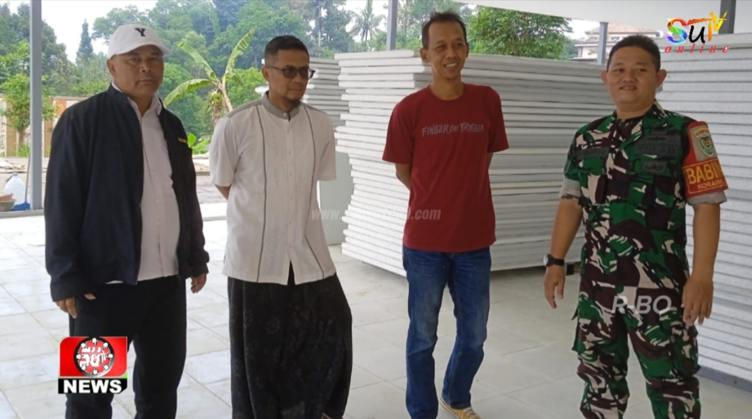 Tumbuhkan Kedekatan Dengan Warga Binaan Babinsa Kutasirna Koramil 09/Cisaat Komsos Dengan Toga