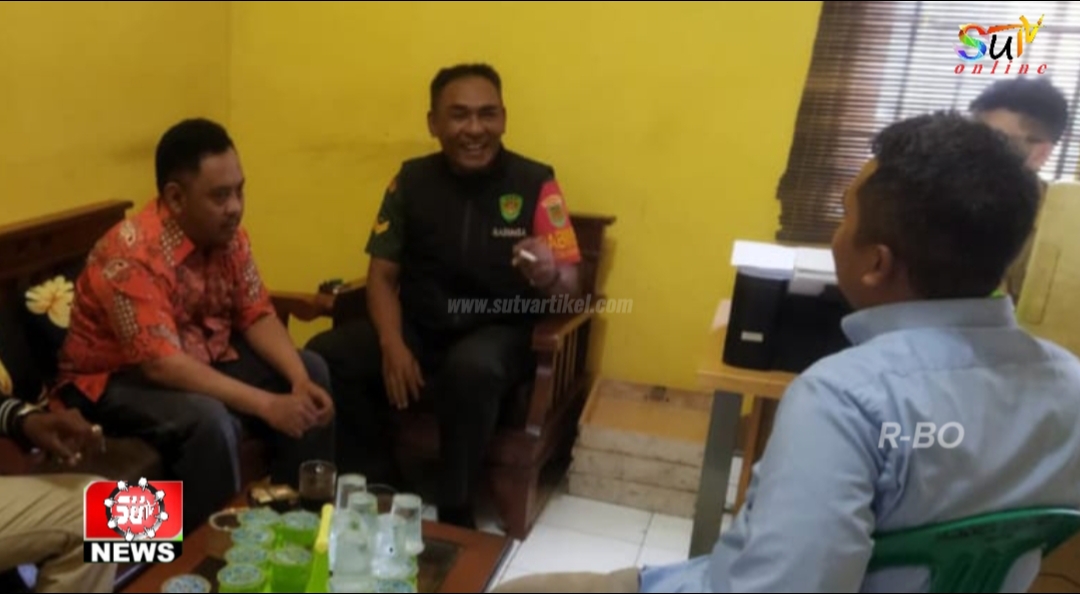 Melalui Komsos, Babinsa Cikahuripan Koramil 09/Cisaat Himbau Warga Waspada Terhadap Bencana Alam