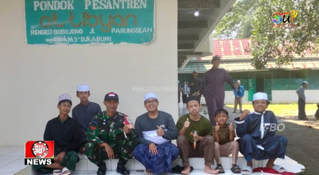 Babinsa Cipetir Koramil 0607-09/Cisaat Lakukan Komsos Dengan Santri dalam Anjangsana ke Ponpes At-Tibyan