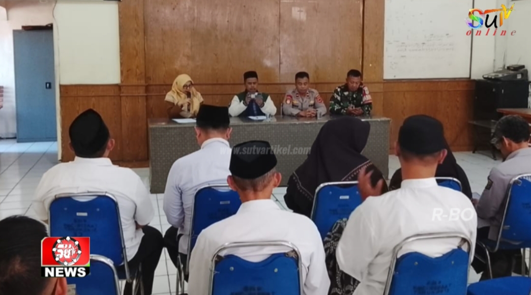 Babinsa Desa Cisaat Koramil 09/Cisaat Hadiri Rapat Persiapan PHBI 1 Muharram 1448 H