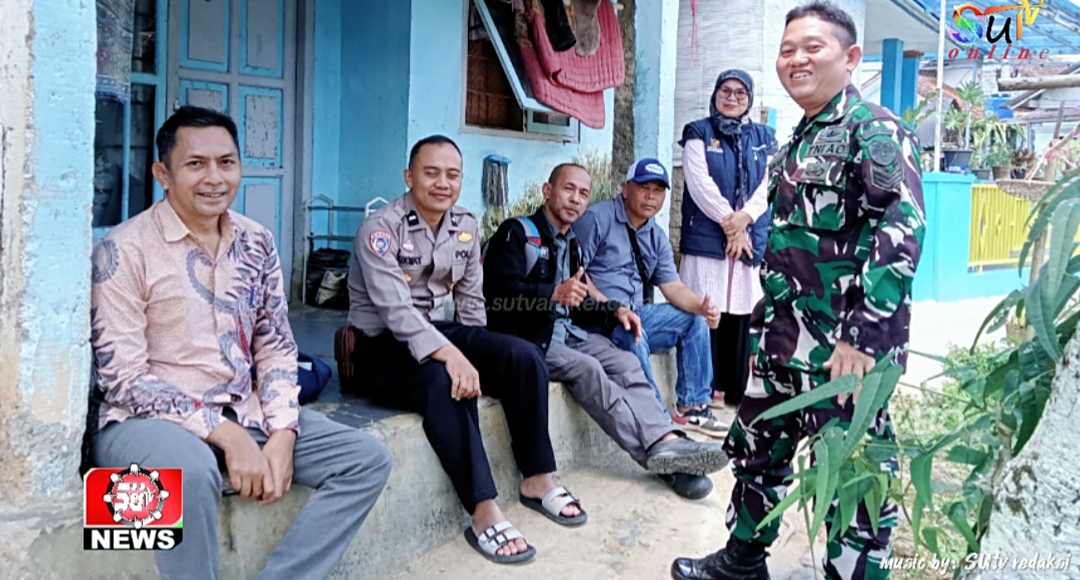 Lewat Komsos, Bersama Kepala Desa dan Bhabinkamtibmas, Babinsa Kutasirna Perkuat Kesadaran Warga Cegah Karhutla